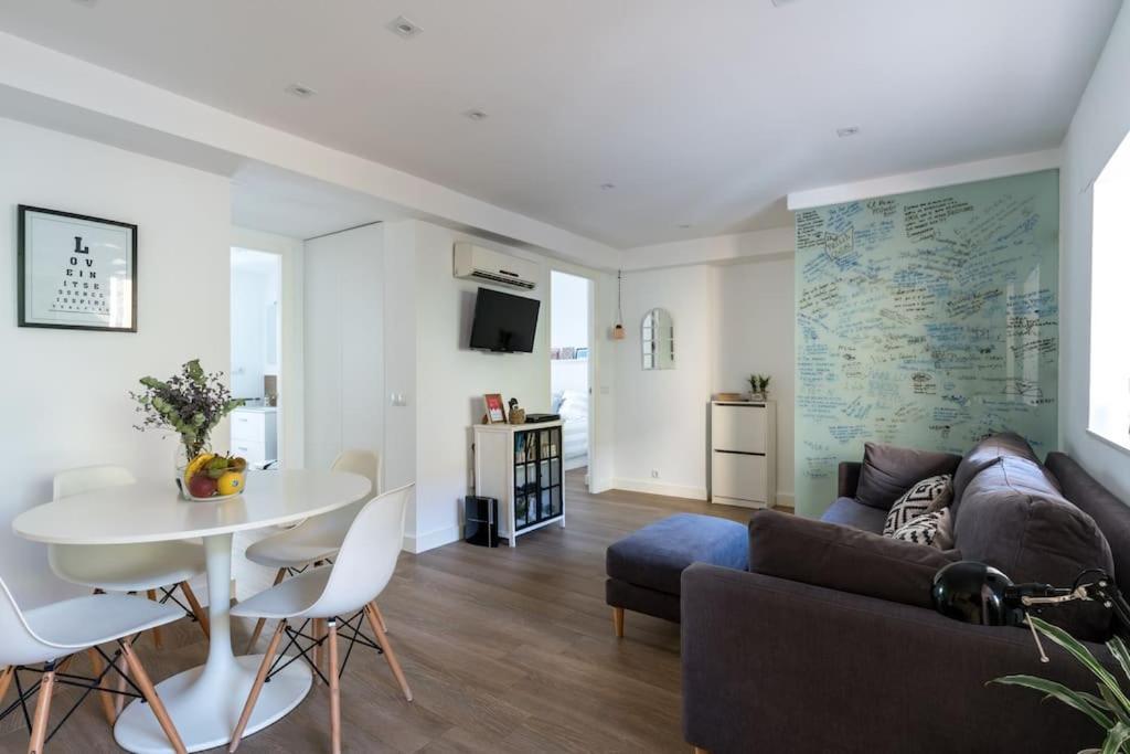 Apartamento Moderno En Triana 2 Dormitorios Y Aire Acondicionado Sevilla Buitenkant foto