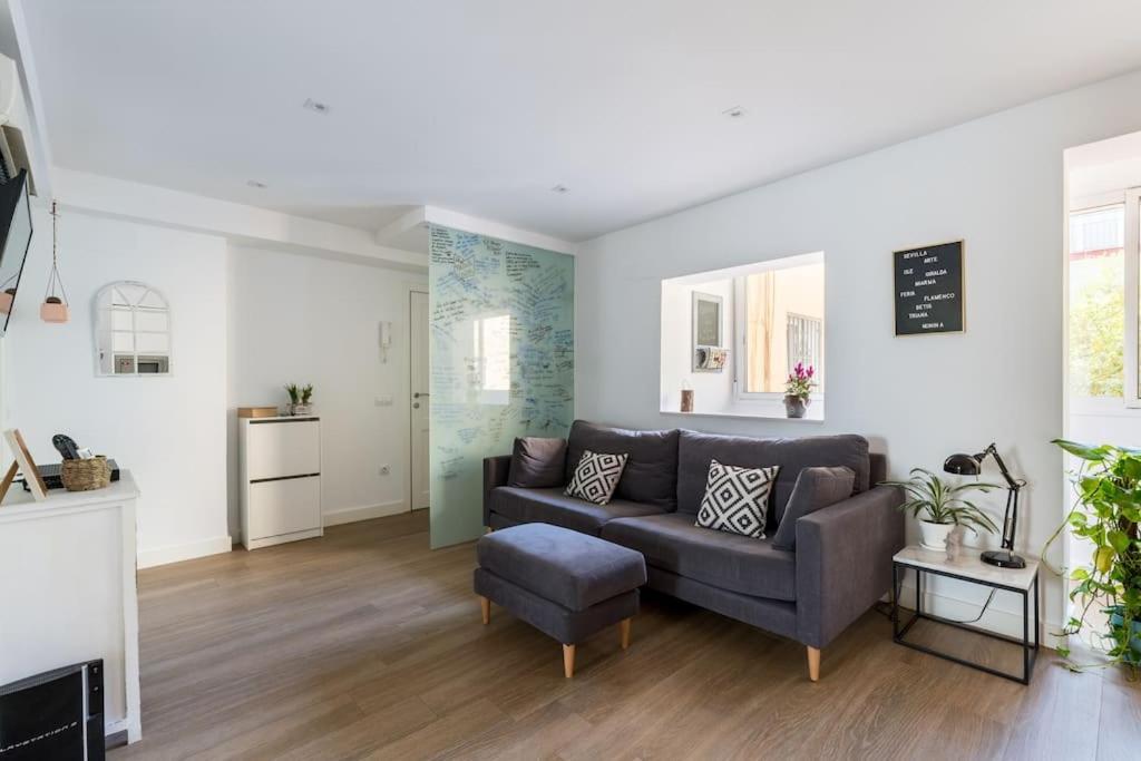 Apartamento Moderno En Triana 2 Dormitorios Y Aire Acondicionado Sevilla Buitenkant foto