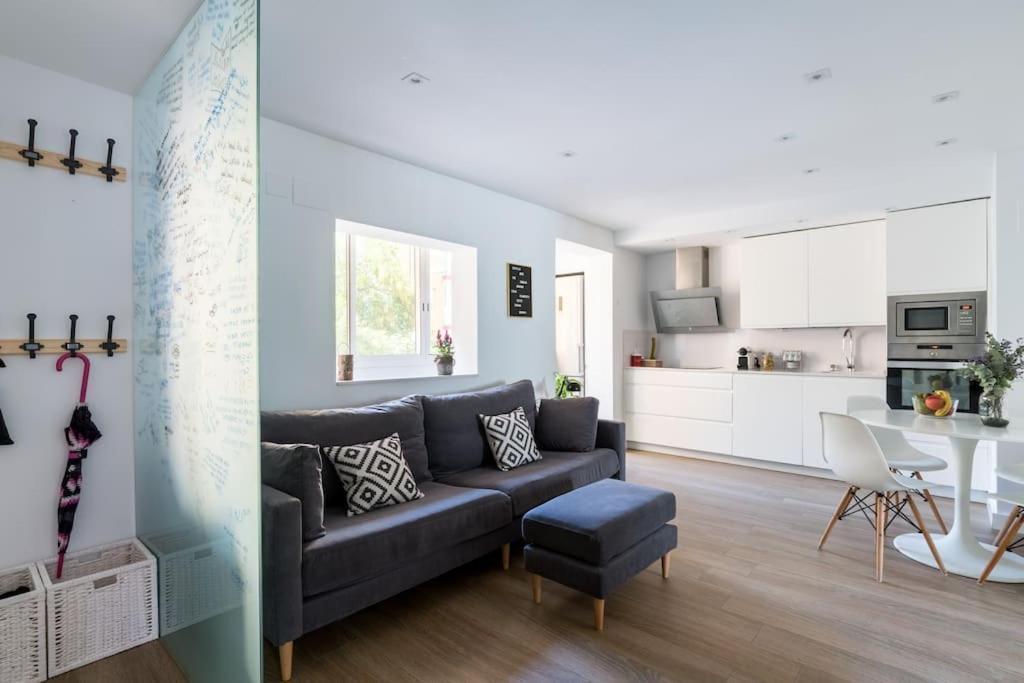 Apartamento Moderno En Triana 2 Dormitorios Y Aire Acondicionado Sevilla Buitenkant foto