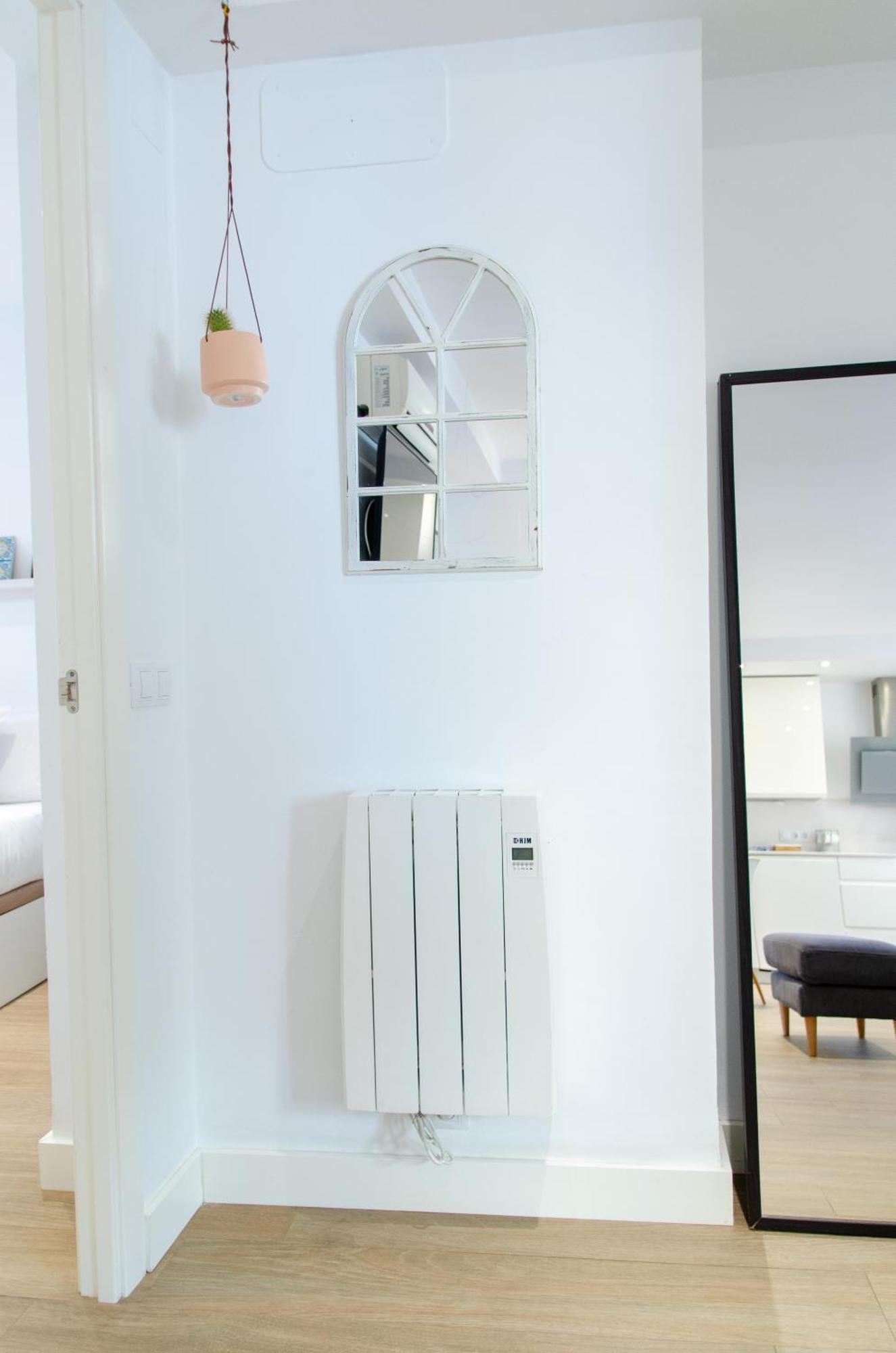 Apartamento Moderno En Triana 2 Dormitorios Y Aire Acondicionado Sevilla Buitenkant foto