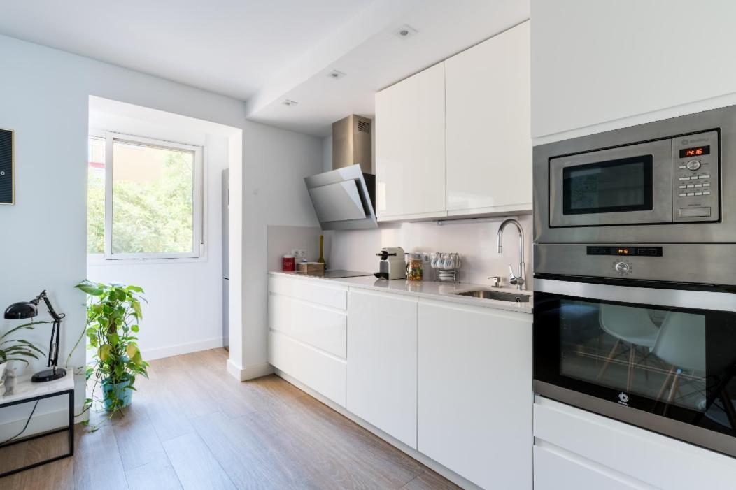 Apartamento Moderno En Triana 2 Dormitorios Y Aire Acondicionado Sevilla Buitenkant foto