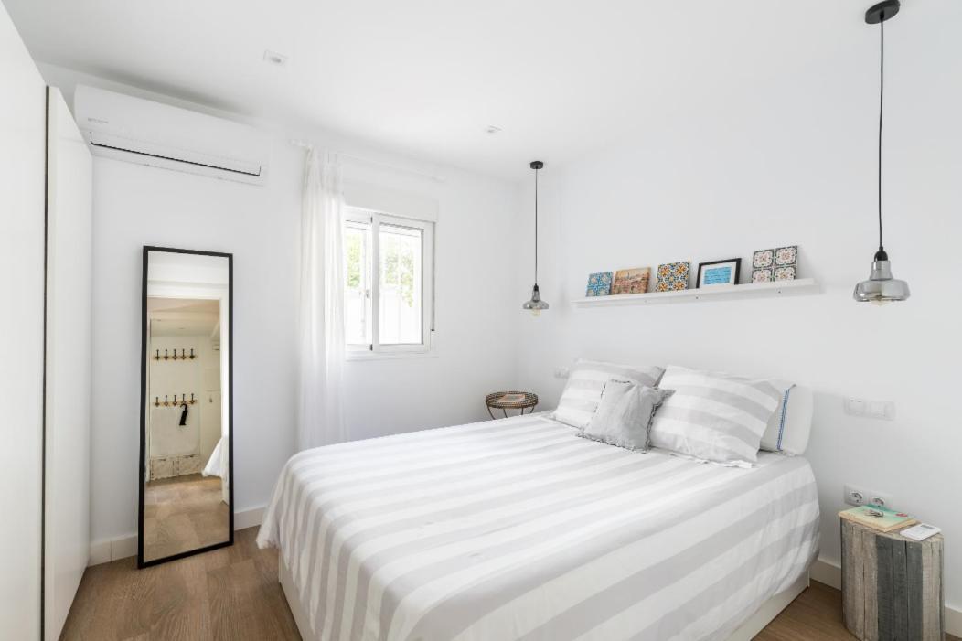 Apartamento Moderno En Triana 2 Dormitorios Y Aire Acondicionado Sevilla Buitenkant foto